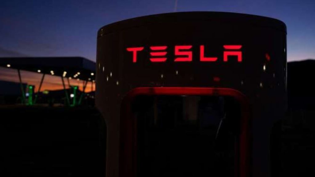 Kerjasama Tesla dan Samsung