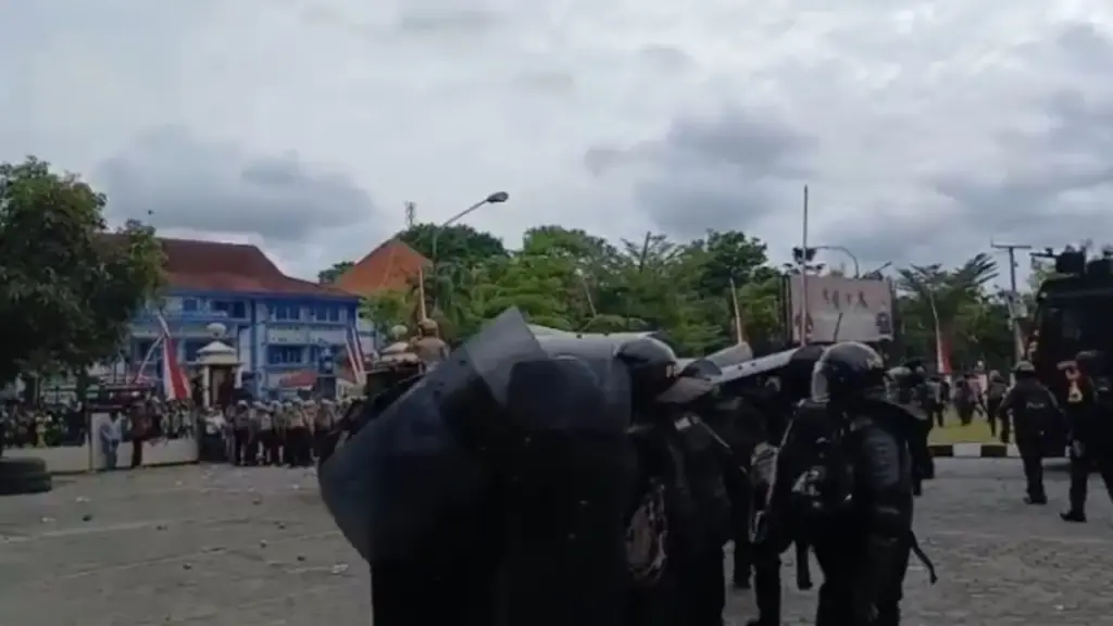 Demo di Solo Sempat Ricuh