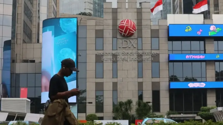 IHSG Anjlok Paling Dalam se-ASEAN