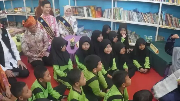 Kemendidkasmen dan Badan Bahasa dorong literasi di Dumai