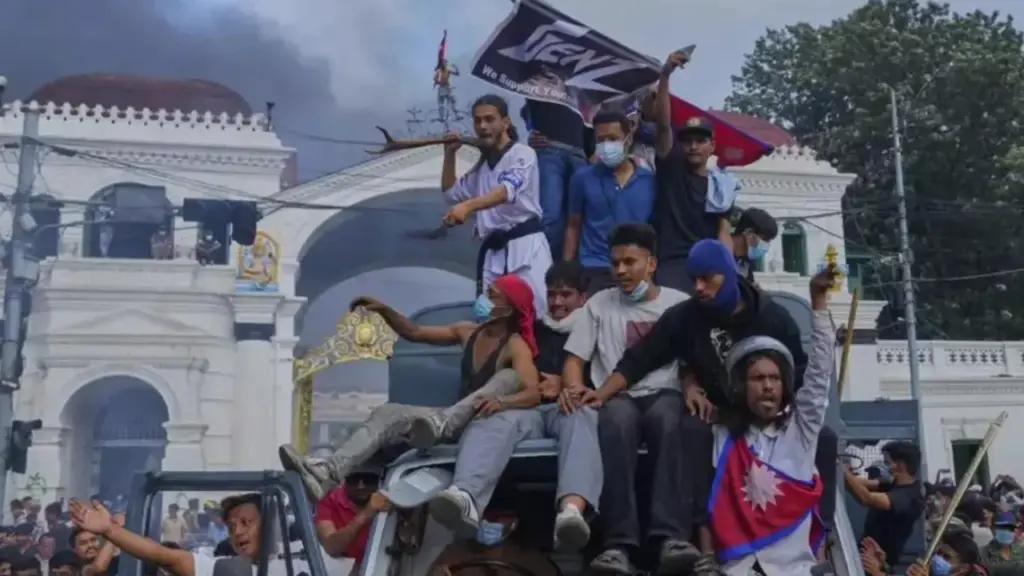 Istri Mantan PM Nepal Tewas Terbakar