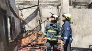 Kebakaran Rumah Kosong di Surabaya