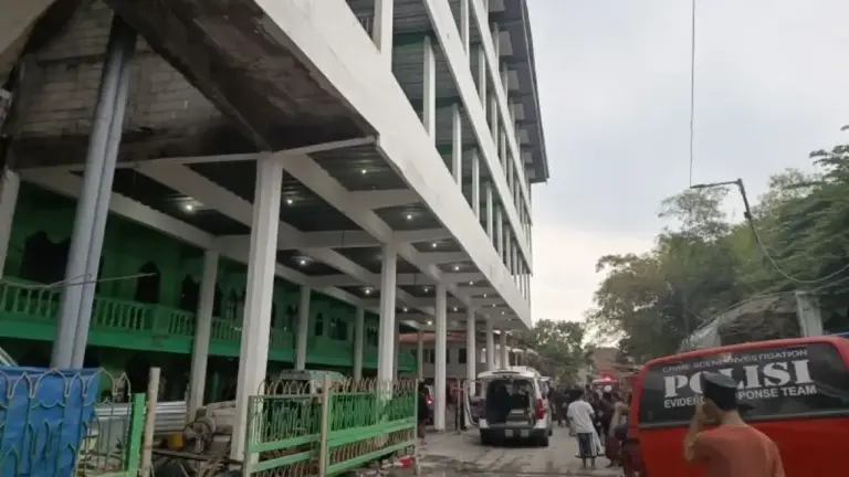 ponpes al khoziny sidoarjo