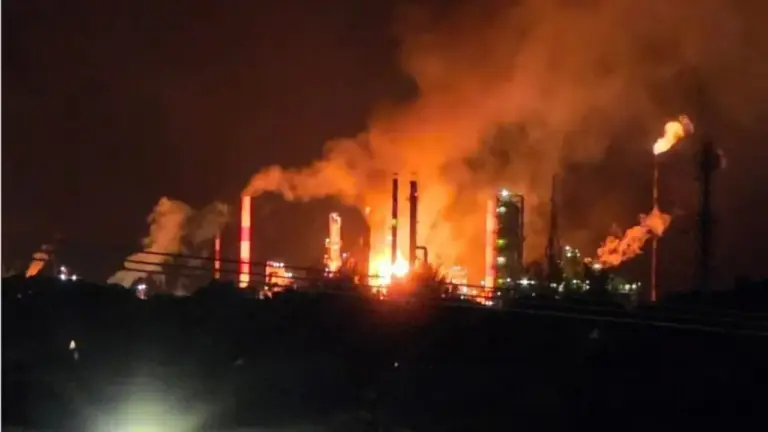 Kilang Dumai Kebakaran