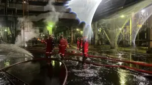 Kondisi Terkini Kebakaran Kilang Pertamina Dumai