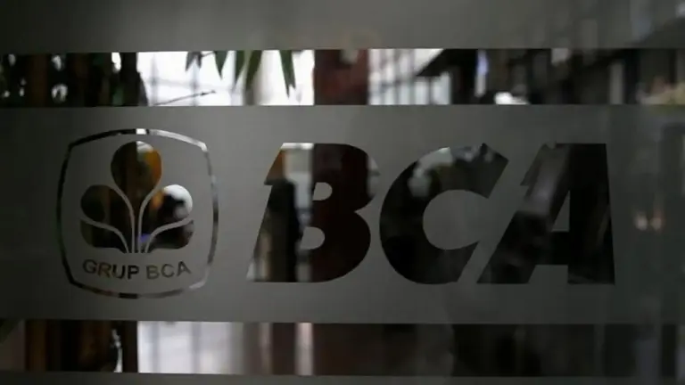 Saham BBCA Melonjak