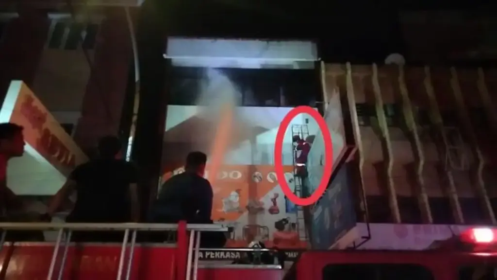 Kebakaran Ruko makassar