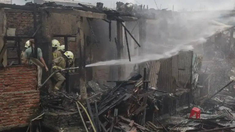 Kebakaran di Tambora