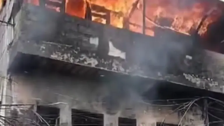 Kebakaran di Tanjung Duren