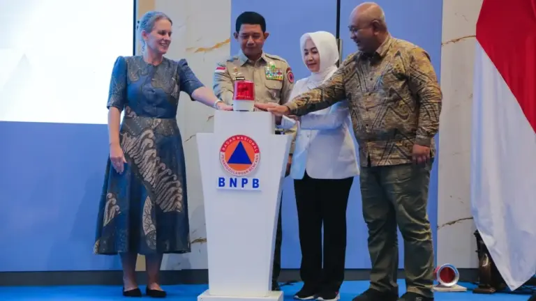Peringatan Dini Gempa Tsunami BMKG