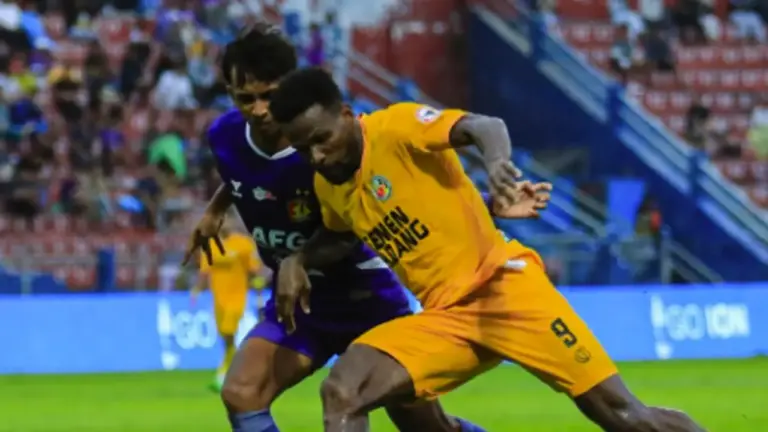 Persik Kediri vs Semen Padang