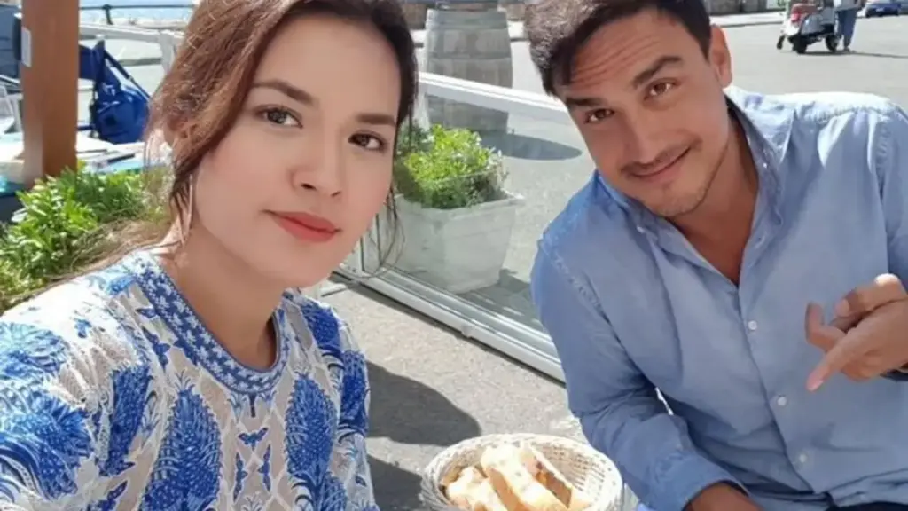 Sidang cerai raisa ditunda