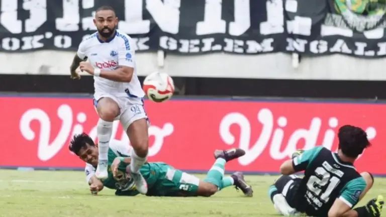 Skor Persebaya vs Arema