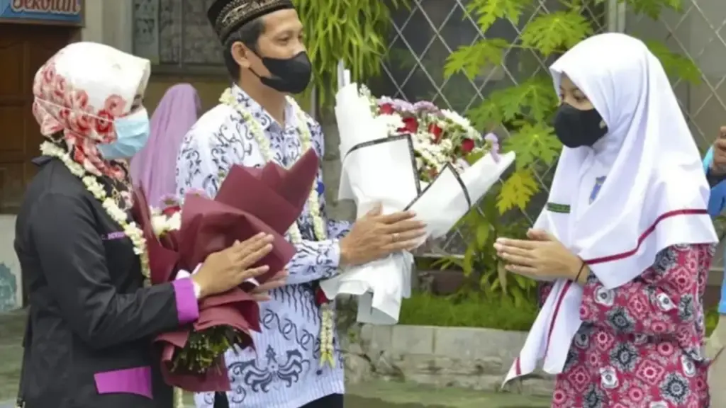 Ucapan Hari Guru Nasional 2025 Bahasa Jawa