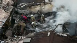 kebakaran semarang gudang ban