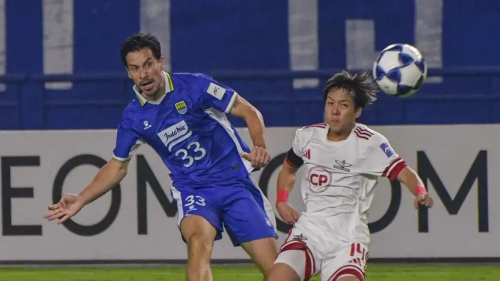 Persib Bandung THOM HAYE