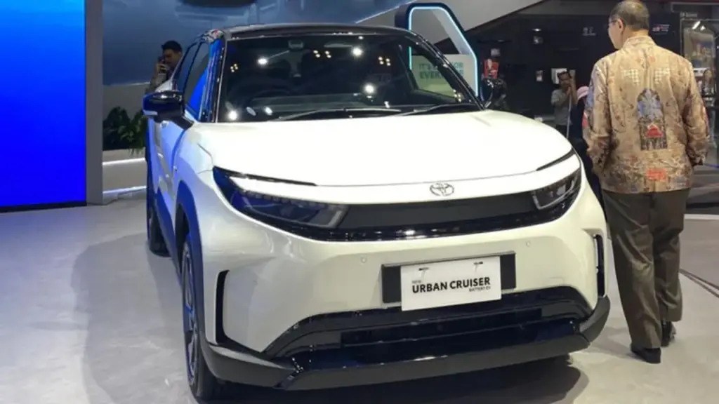 Toyota Urban Cruiser EV