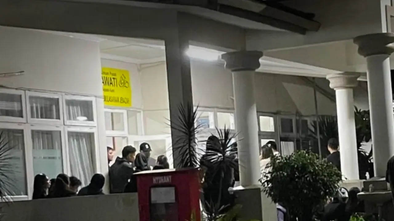 Lula Lahfah Meninggal di Apartemen Dharmawangsa