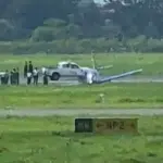 Pesawat TNI AL G36 Bonanza Jatuh! Runway Juanda Lumpuh 1 Jam