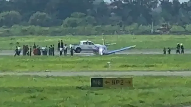 Pesawat TNI AL G36 Bonanz Jatuh