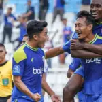 Skor 1-0 Babak I Arema FC vs Persijap: Drama VAR & Gol Hansamu